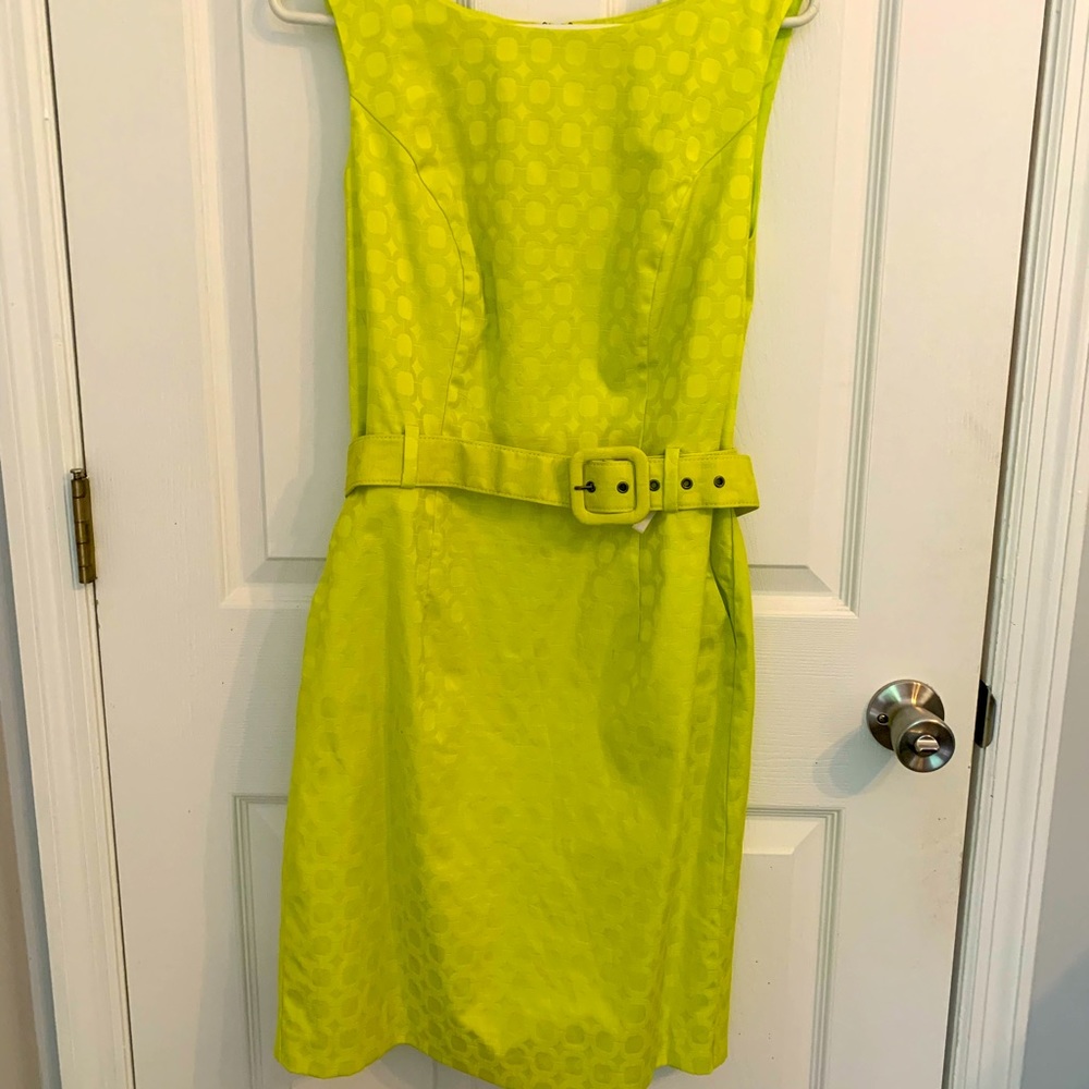 Banana Republic size 8 light lime green dress